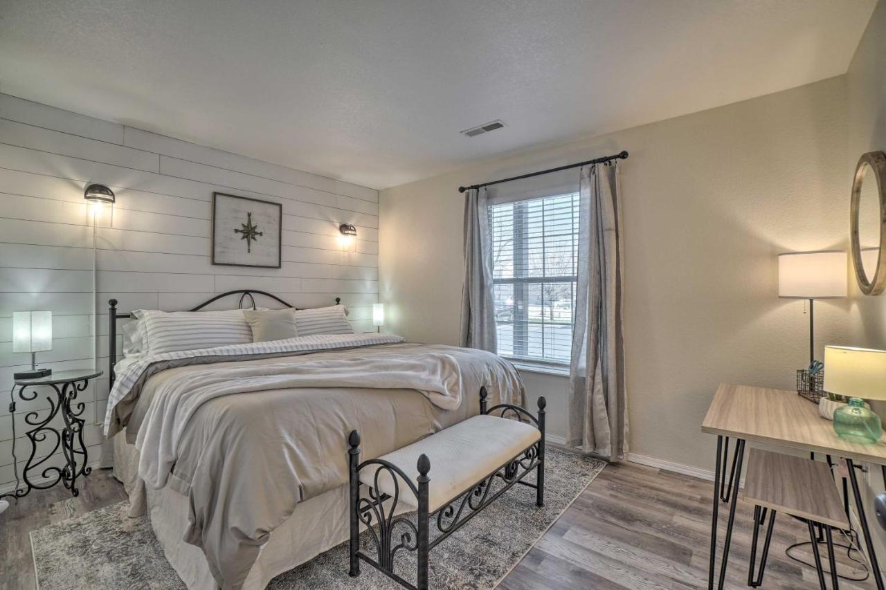 Centrally Located Branson Condo With Pool And Marina! Esterno foto