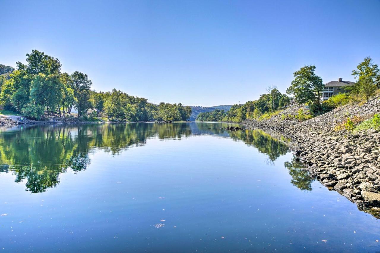 Centrally Located Branson Condo With Pool And Marina! Esterno foto